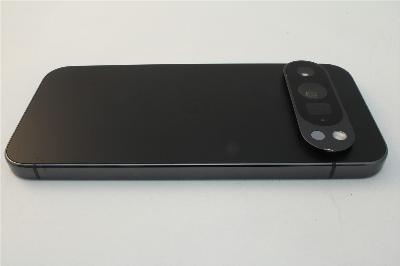 Pixel 9 Pro in Black