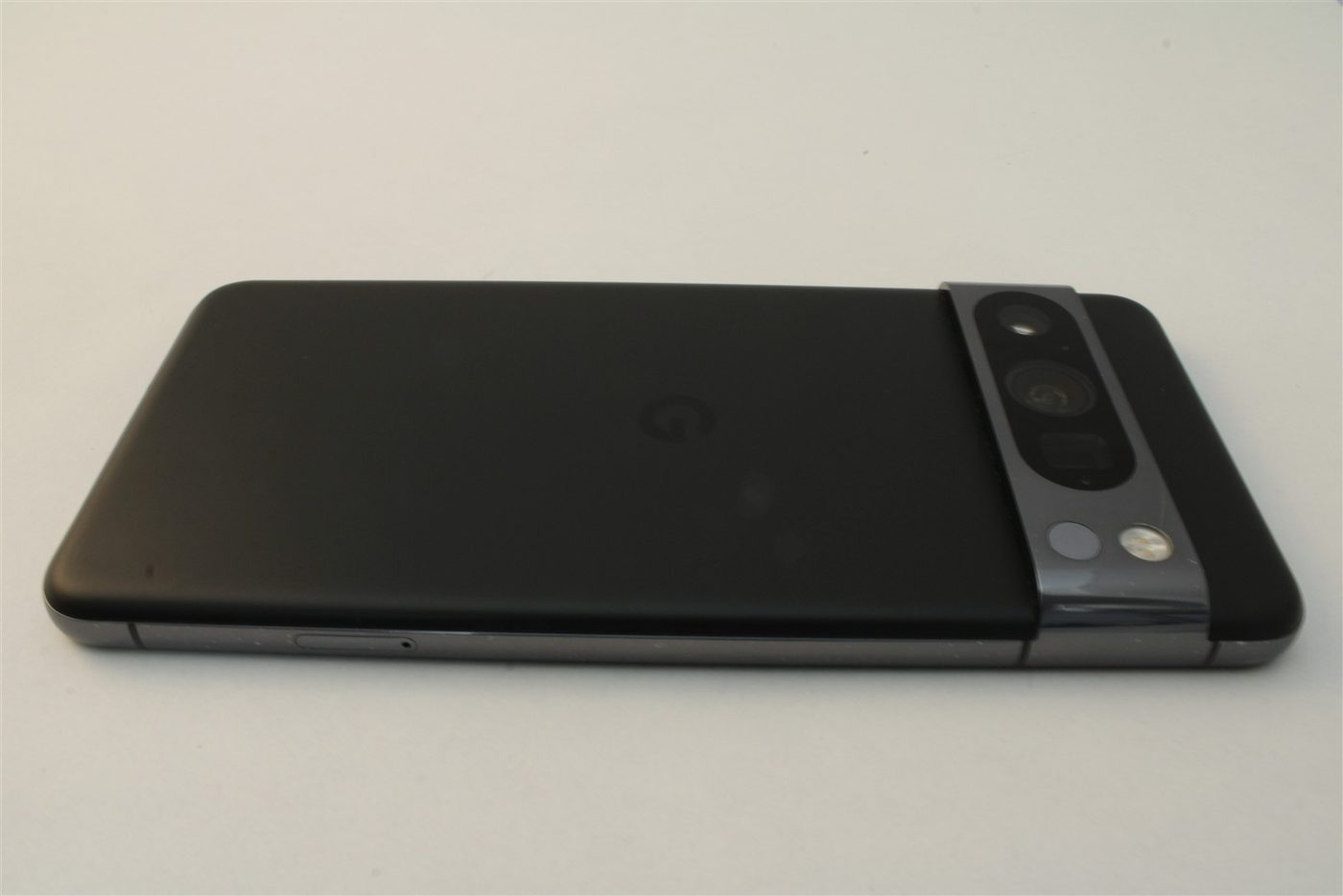 Pixel 8 Pro in Black