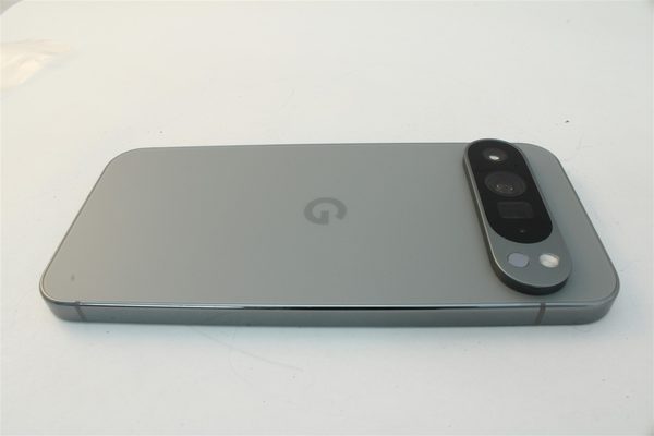 Pixel 9 Pro XL in Green, cosmetic grade A+
