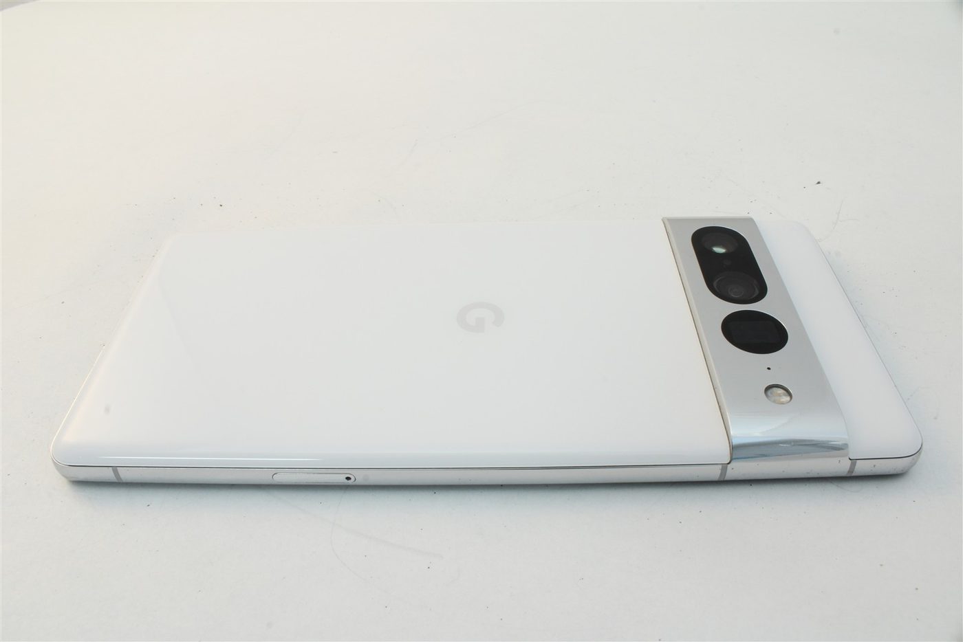 Pixel 7 Pro in White