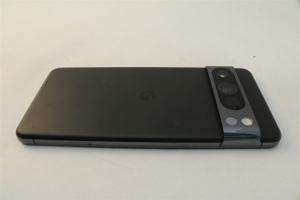 Pixel 8 Pro in Black, cosmetic grade A