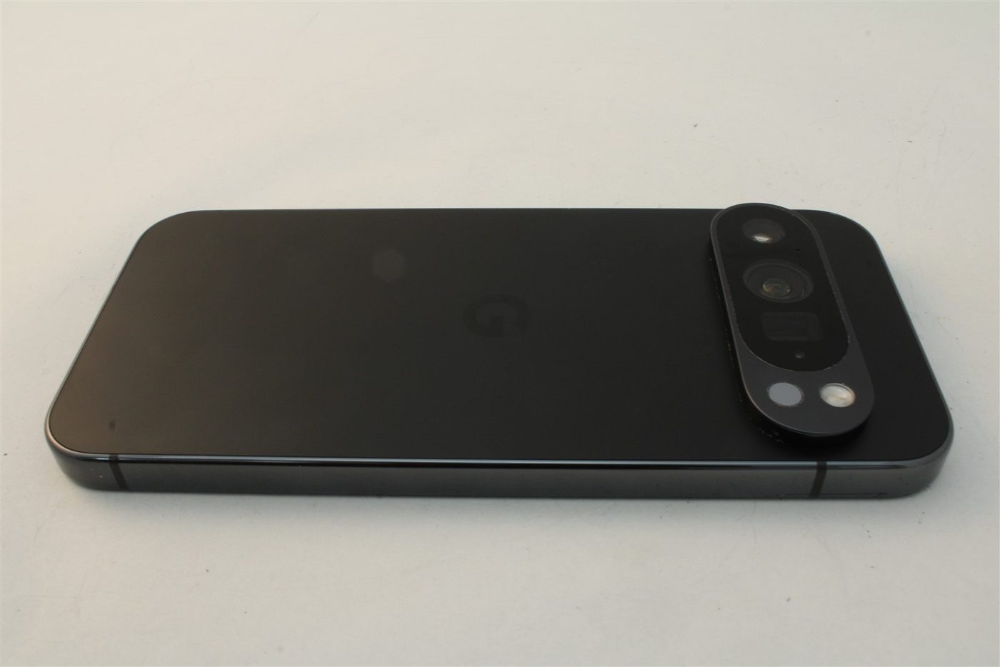 Pixel 9 Pro in Black