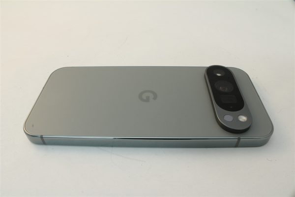 Pixel 9 Pro in Green, cosmetic grade A