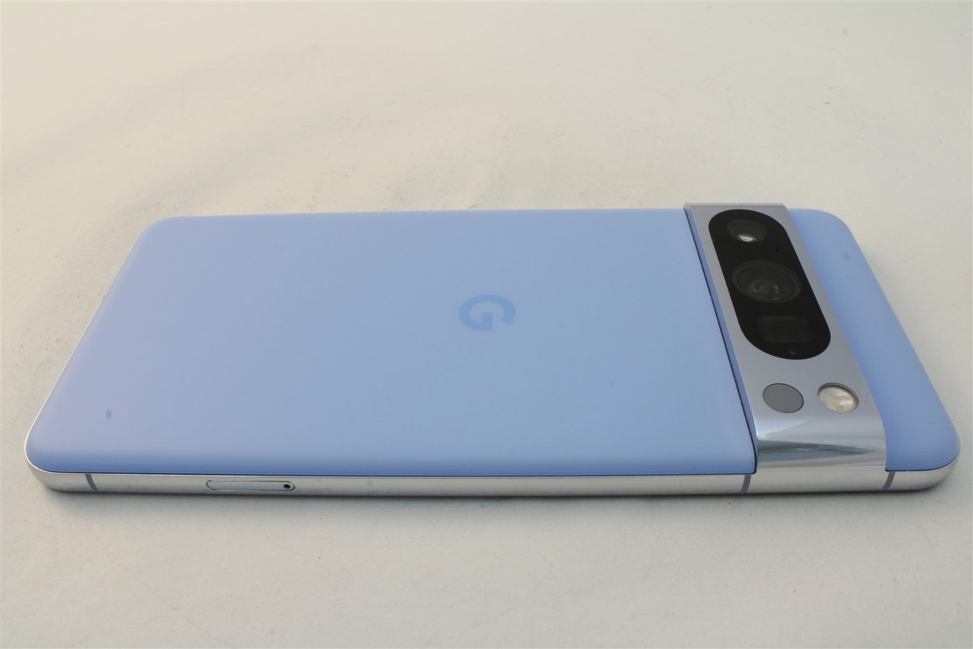Pixel 8 Pro in Blue