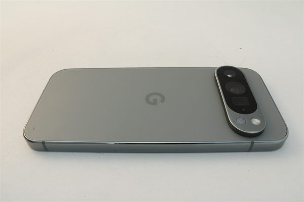 Pixel 9 Pro in Green, cosmetic grade A