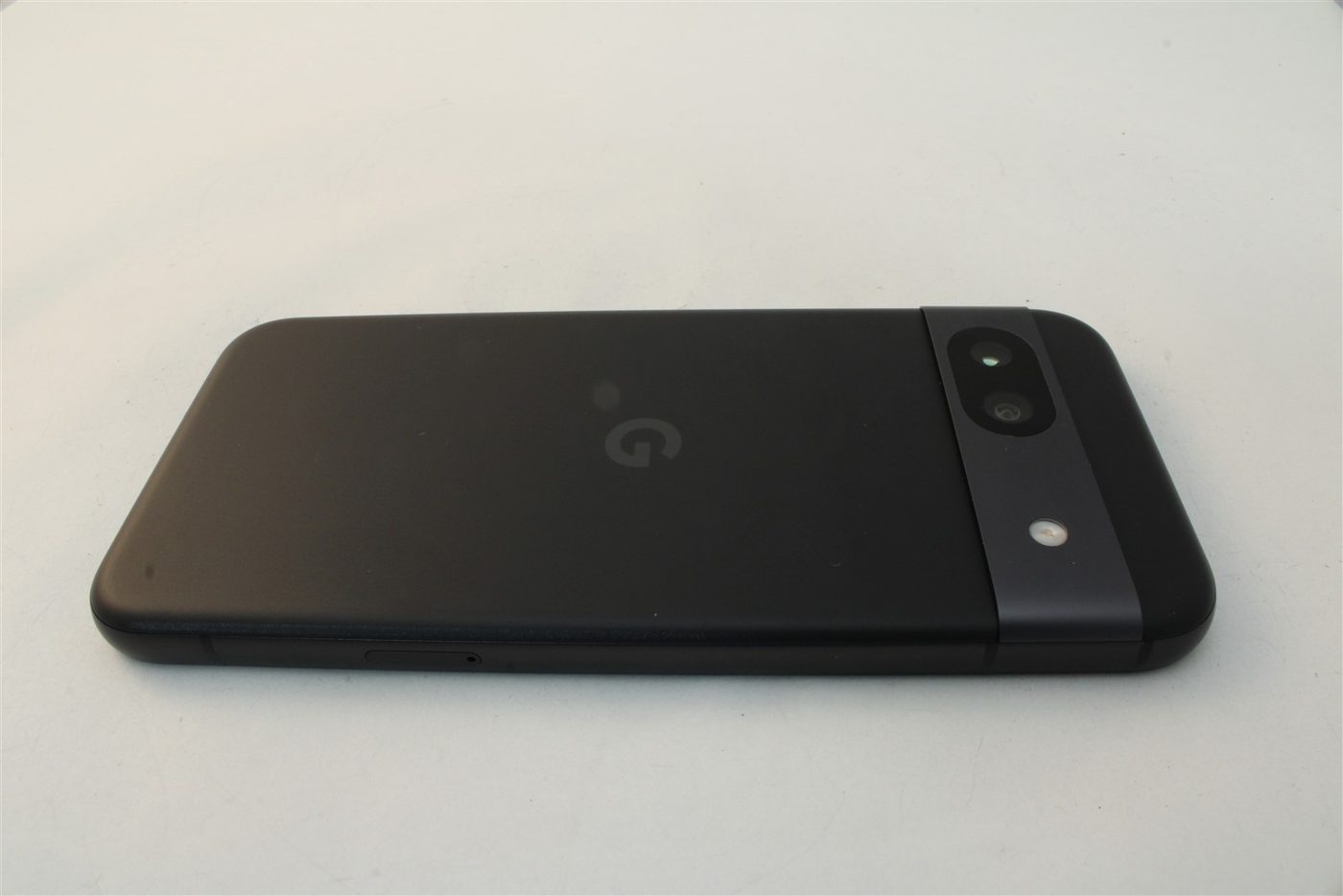 Pixel 8a in Black