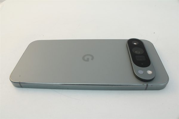 Pixel 9 Pro XL in Green, cosmetic grade A