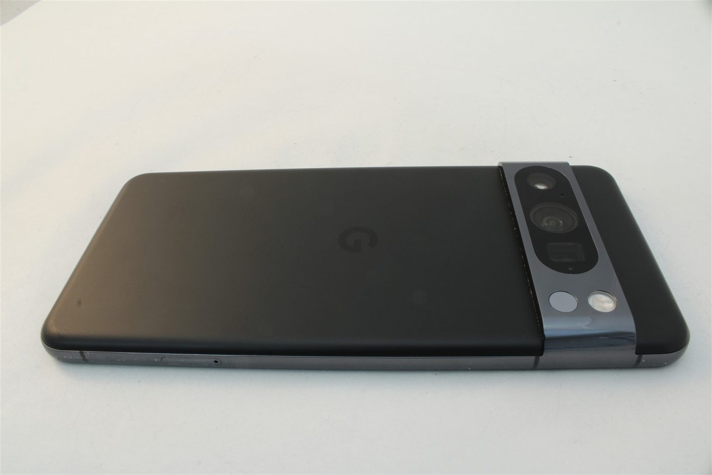 Pixel 8 Pro in Black
