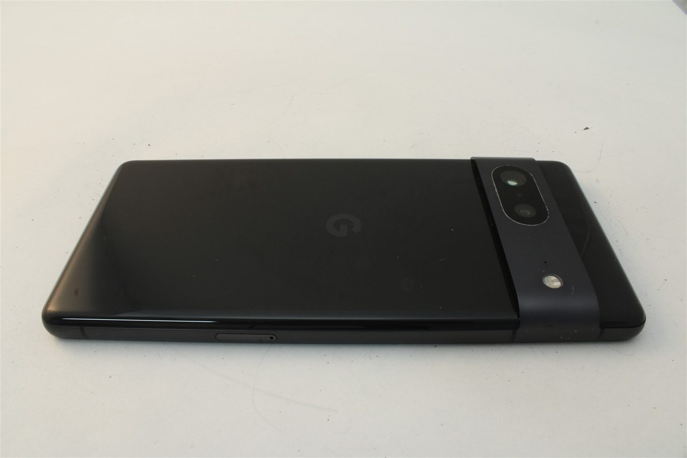 Pixel 7 in Black