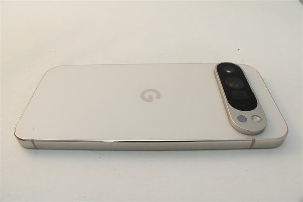Pixel 9 Pro XL in White, cosmetic grade A+