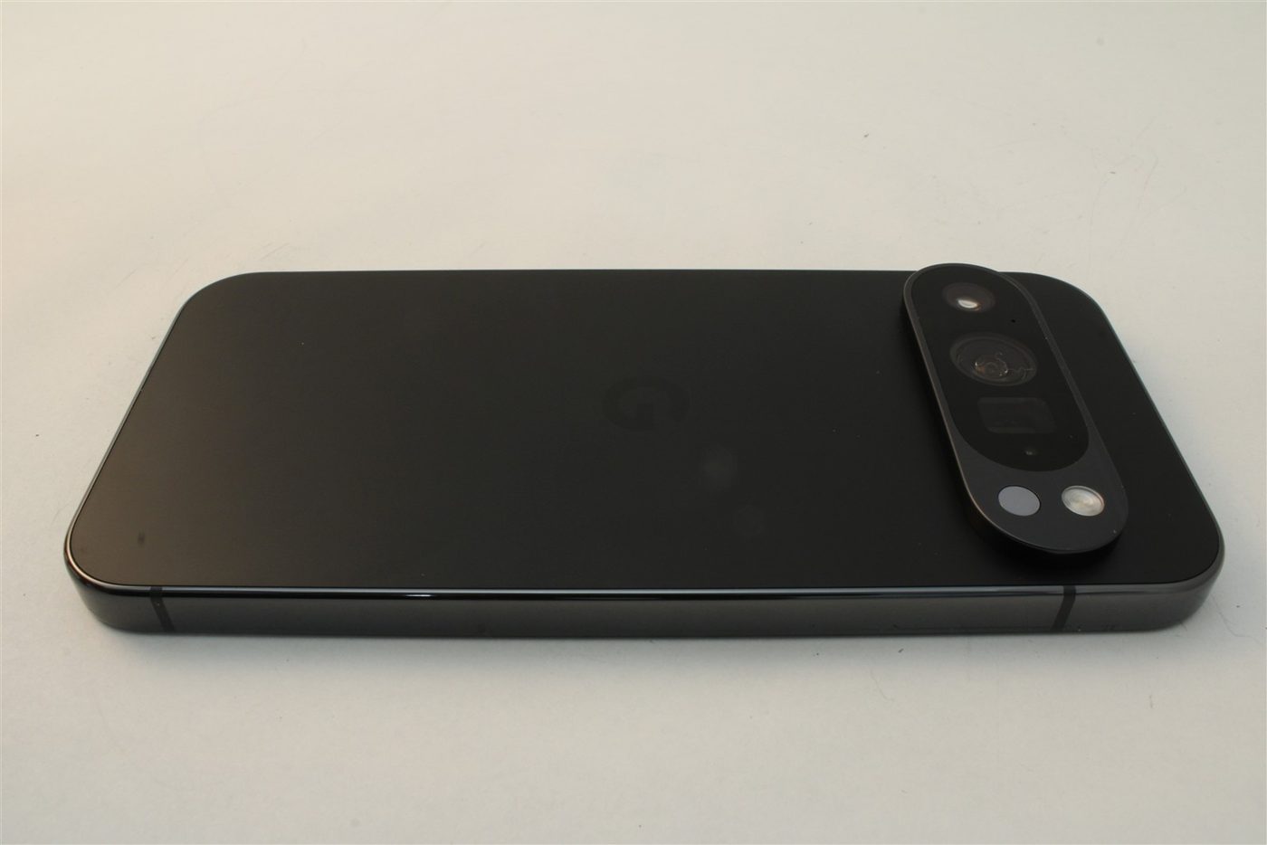 Pixel 9 Pro in Black