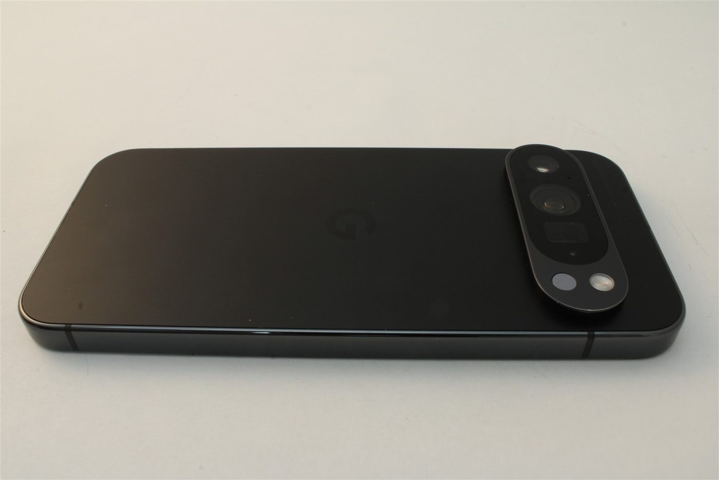 Pixel 9 Pro in Black
