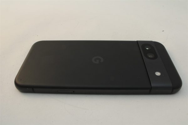 Pixel 8a in Black, cosmetic grade B