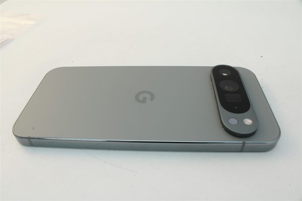 Pixel 9 Pro XL in Green, cosmetic grade A