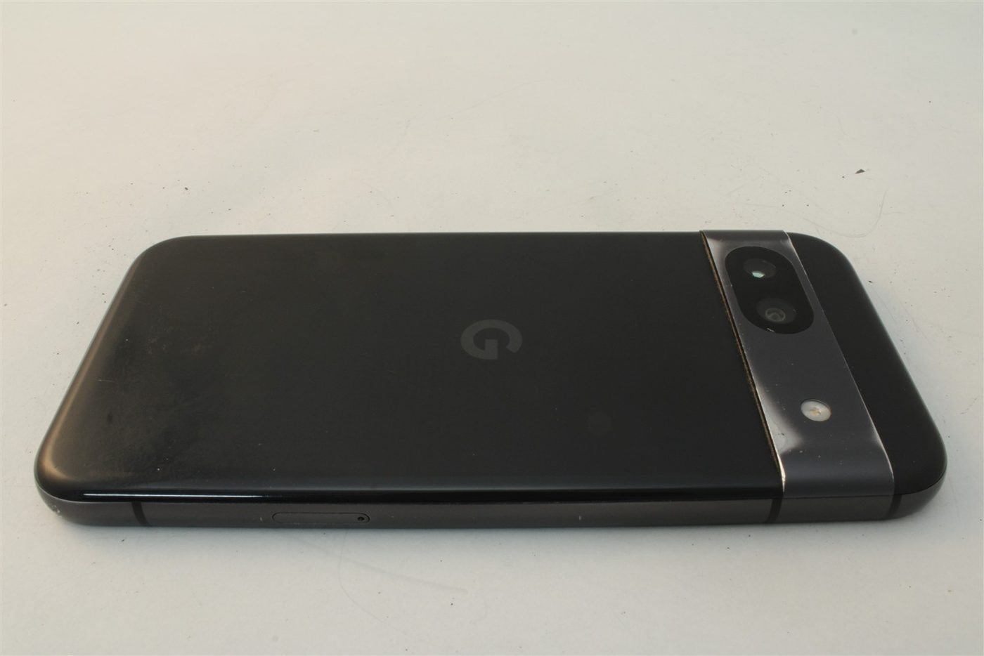 Pixel 8a in Black