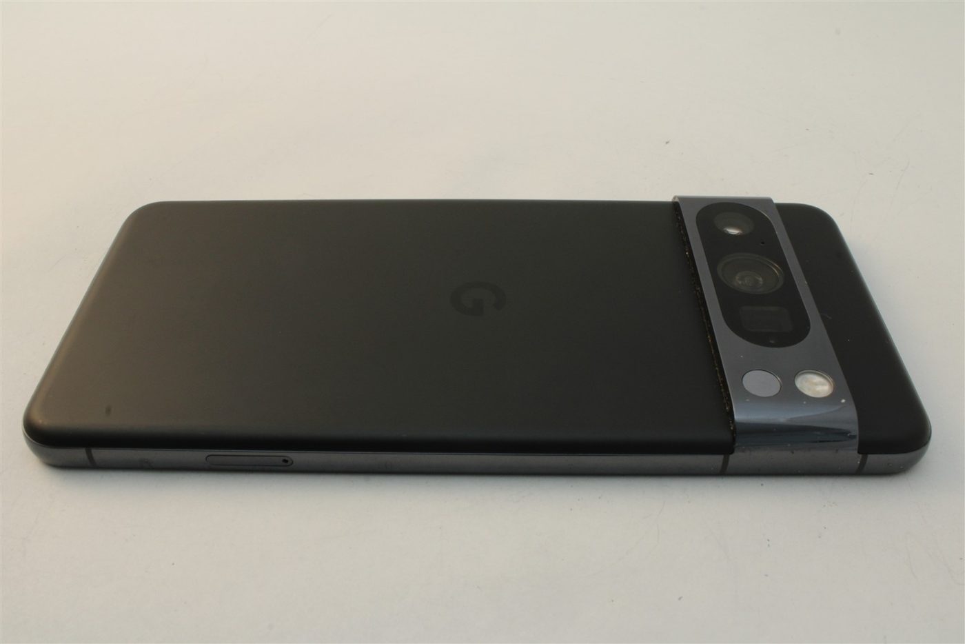 Pixel 8 Pro in Black