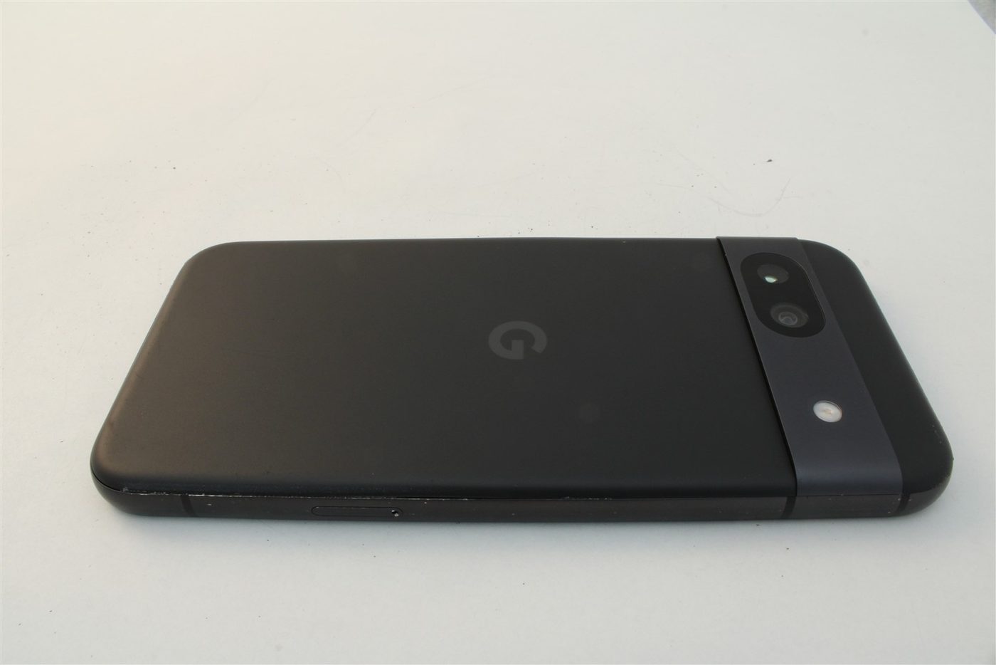 Pixel 8a in Black