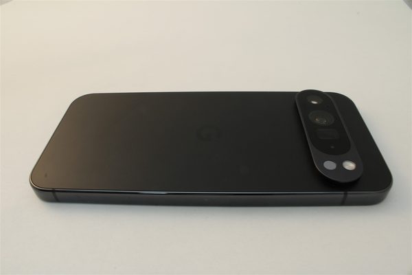Pixel 9 Pro XL in Black, cosmetic grade A