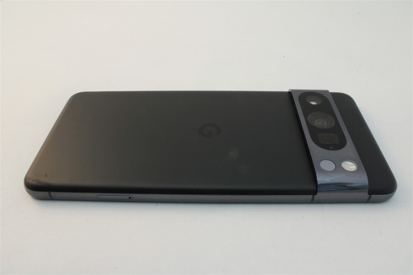 Pixel 8 Pro in Black