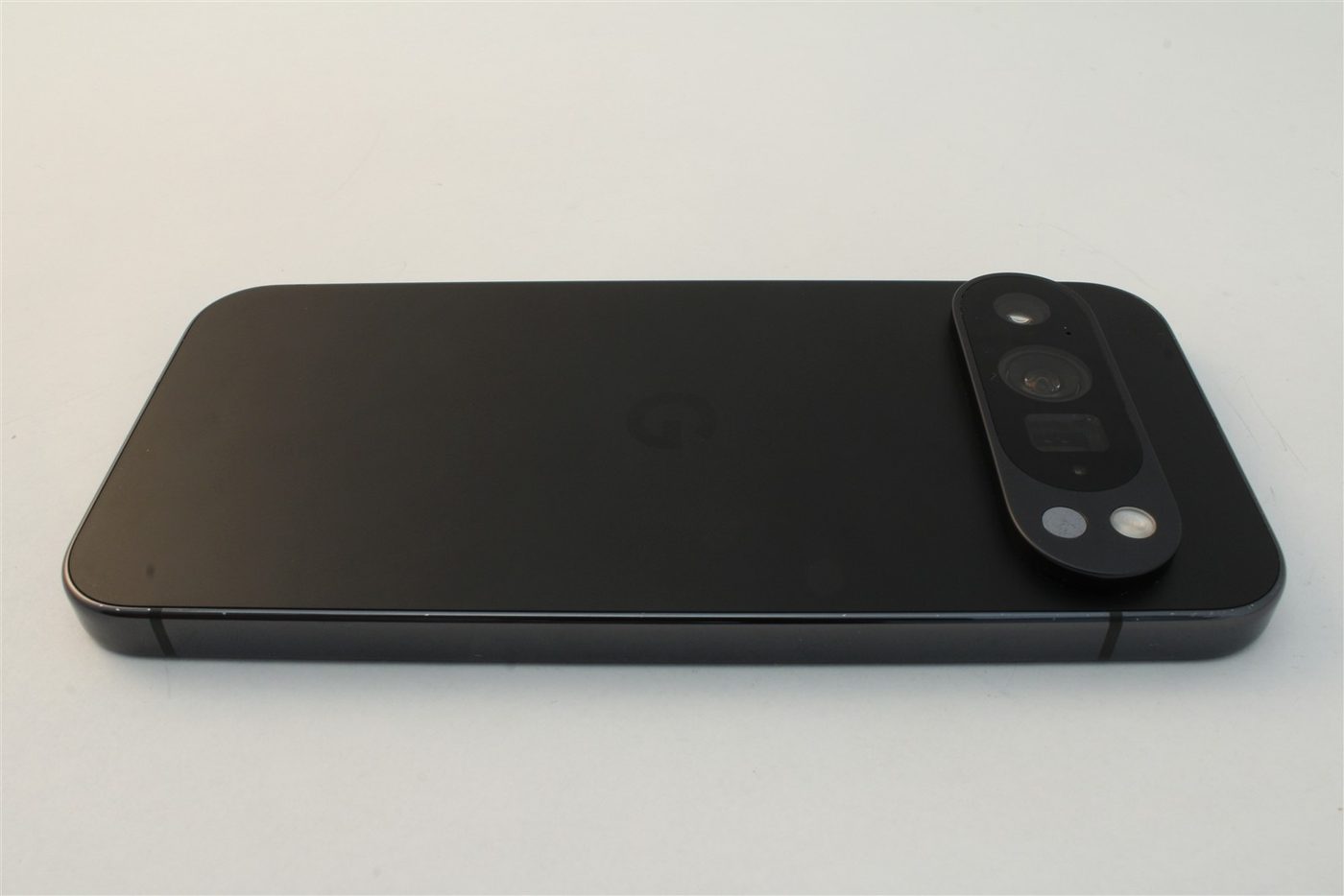 Pixel 9 Pro in Black
