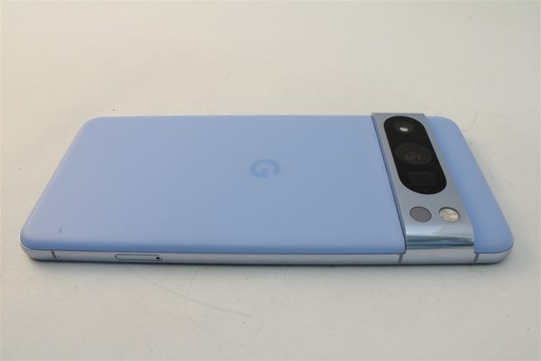 Pixel 8 Pro in Blue, cosmetic grade C