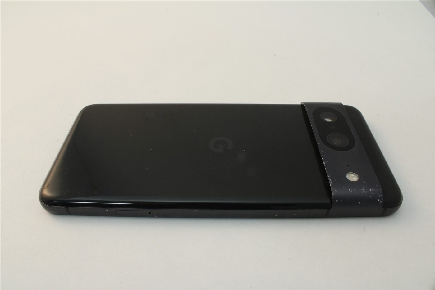 Pixel 8 in Black