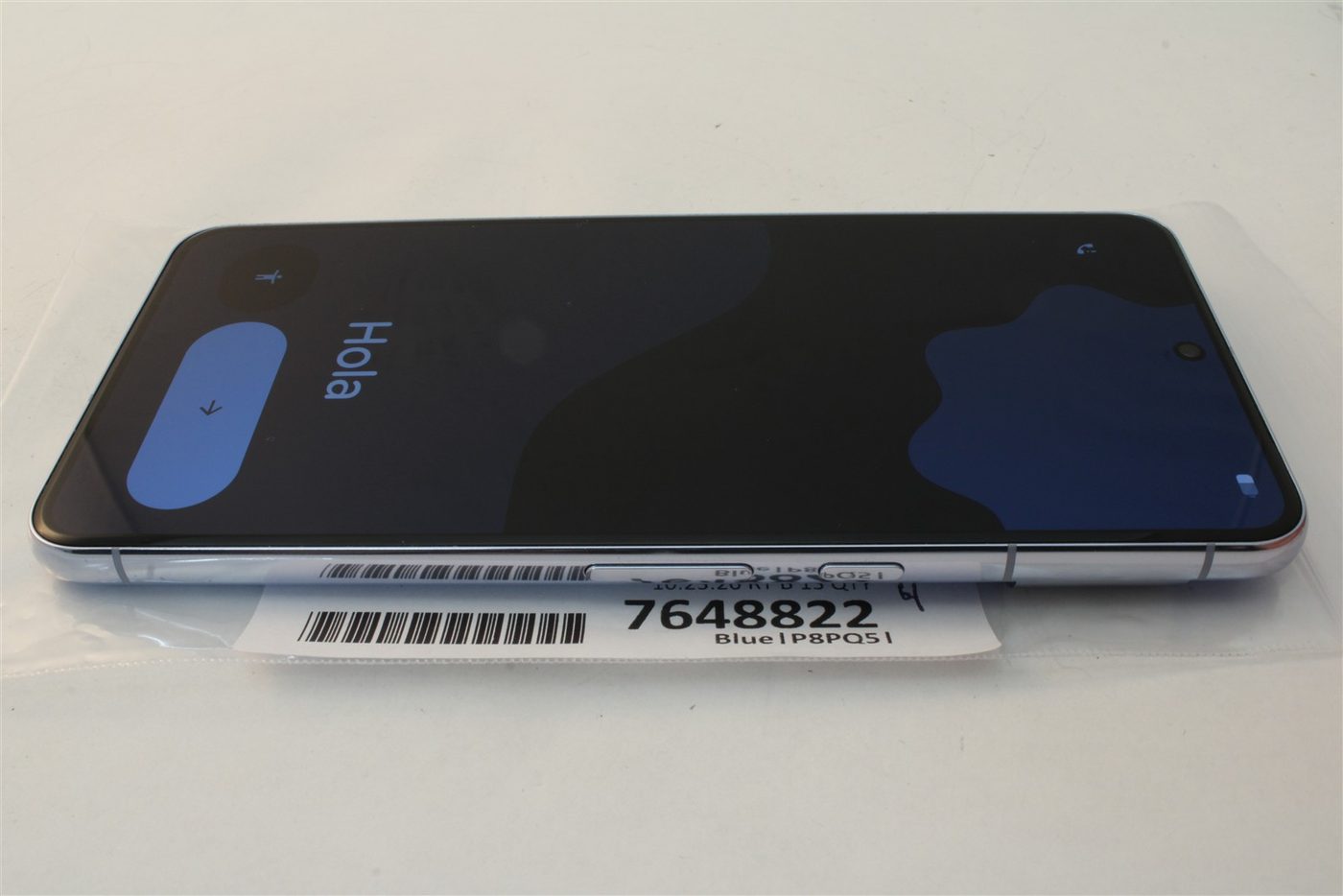 Pixel 8 Pro in Blue