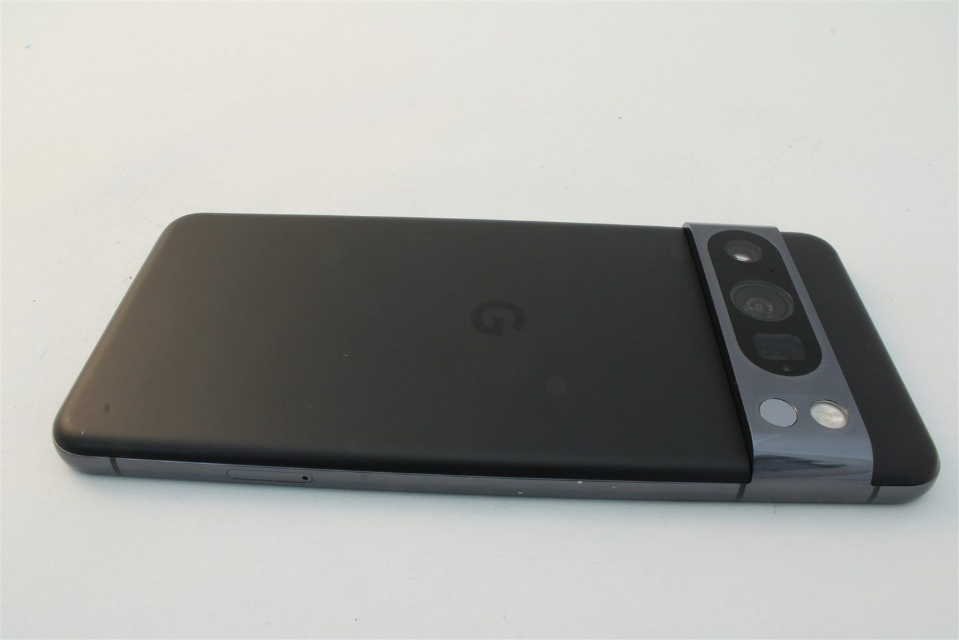 Pixel 8 Pro in Black