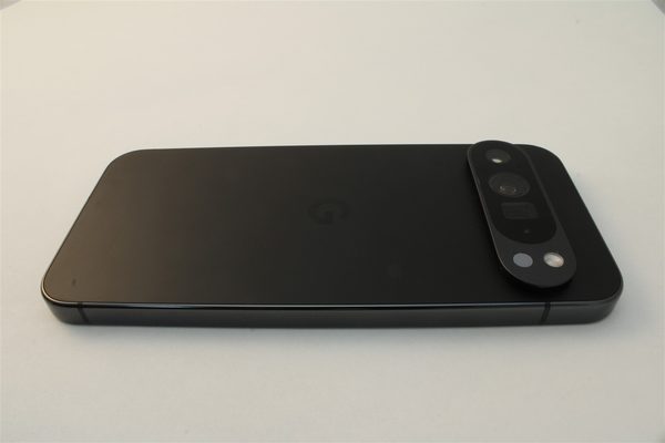 Pixel 9 Pro XL in Black, cosmetic grade A