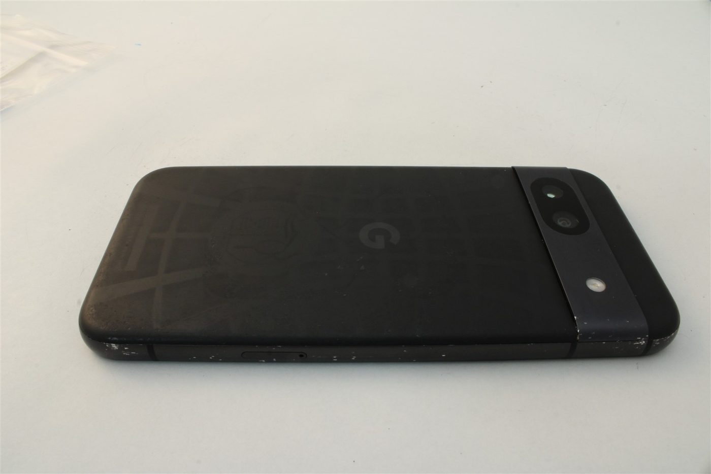 Pixel 8a in Black
