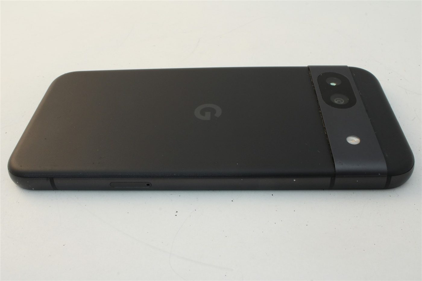 Pixel 8a in Black