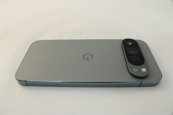 Pixel 9 Pro in Green, cosmetic grade A