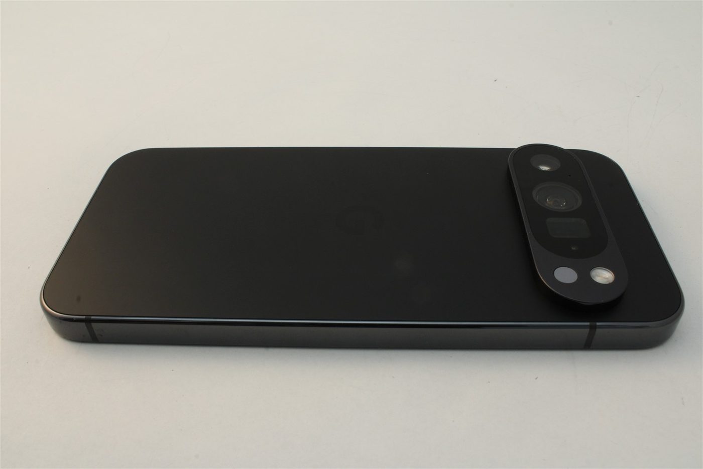 Pixel 9 Pro in Black