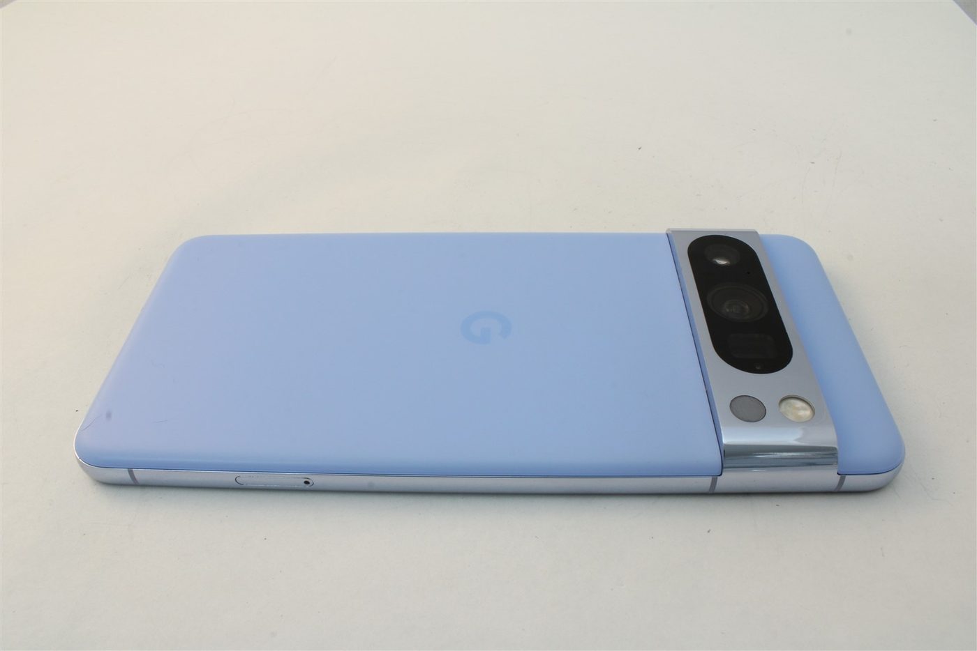 Pixel 8 Pro in Blue