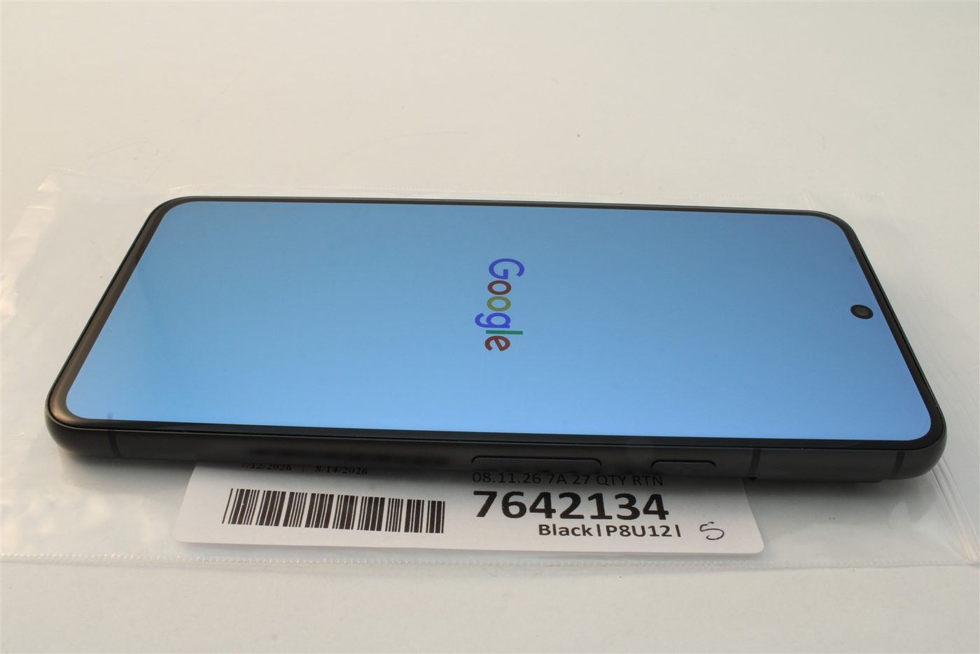 Pixel 8 in Black