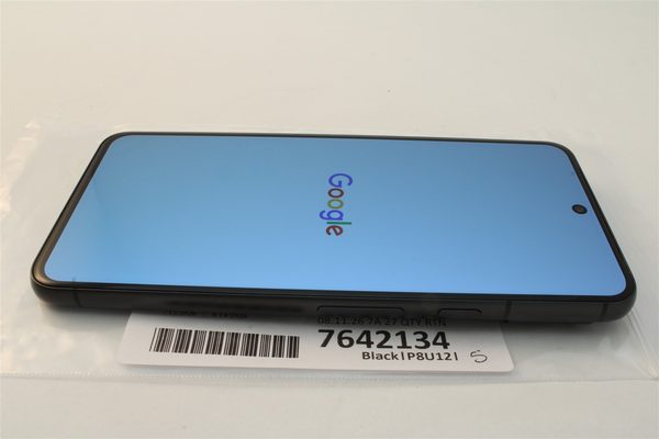 Pixel 8 in Black, cosmetic grade A