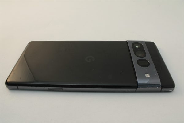 Pixel 7 Pro in Black, cosmetic grade A