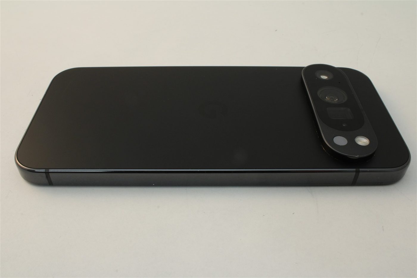 Pixel 9 Pro in Black