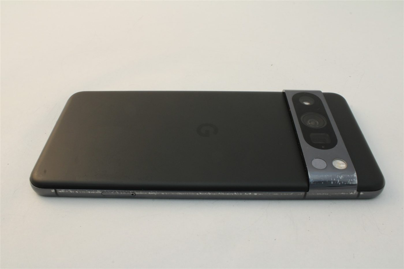 Pixel 8 Pro in Black