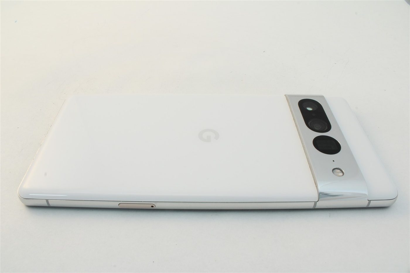 Pixel 7 Pro in White