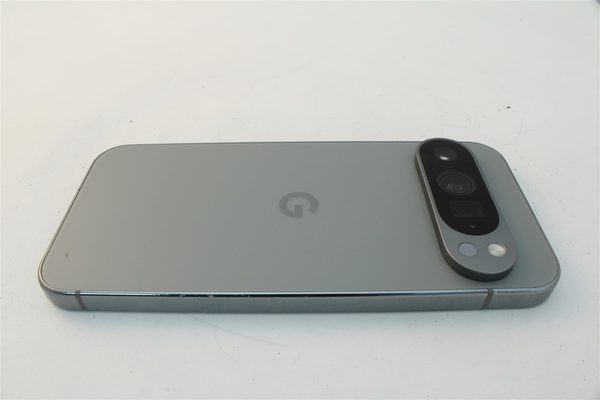 Pixel 9 Pro in Green, cosmetic grade B
